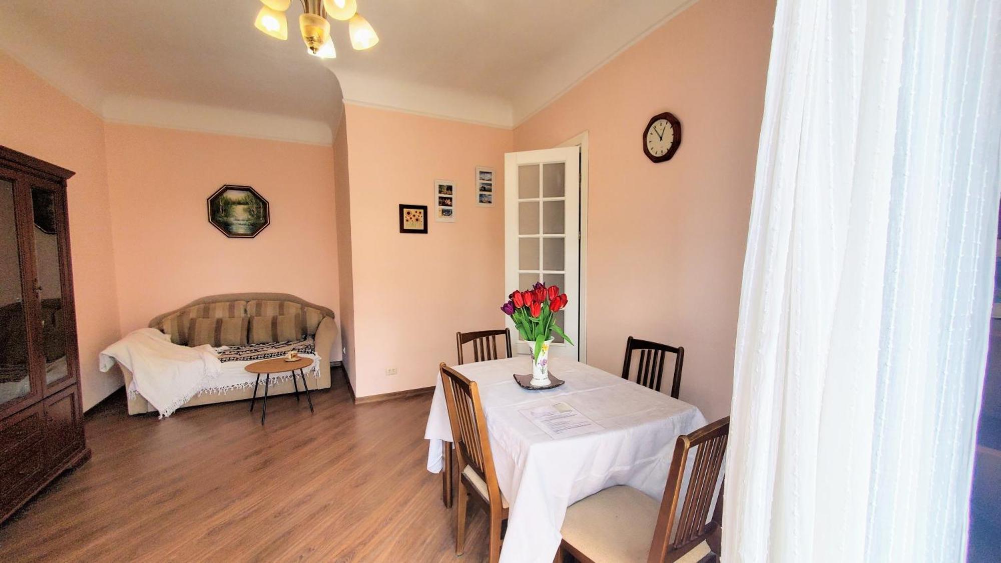Kyiv Top Location 60M2 Apt In Old City Fast Wifi Selfchekin Exterior photo