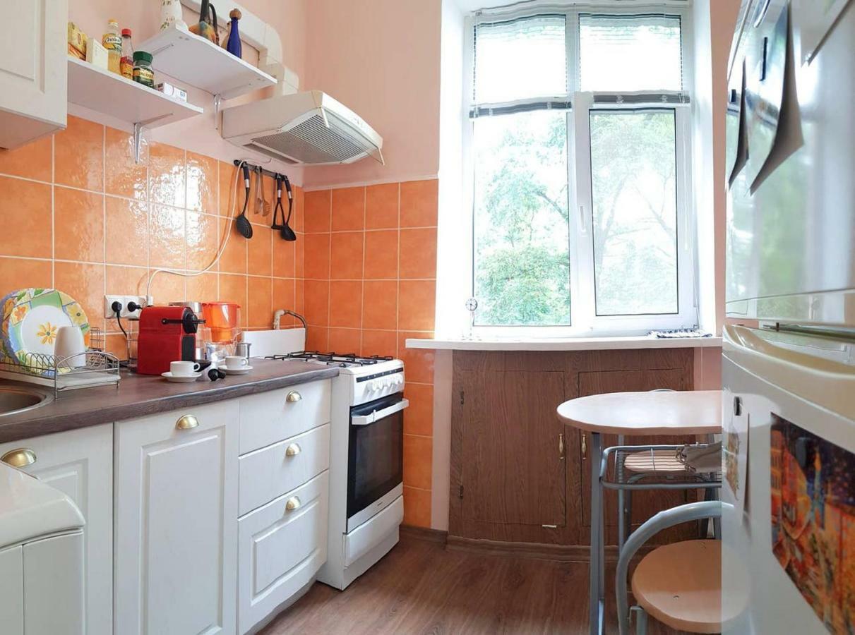 Kyiv Top Location 60M2 Apt In Old City Fast Wifi Selfchekin Exterior photo